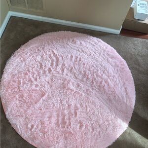 Source Unknown Soft Pink Circular Rug